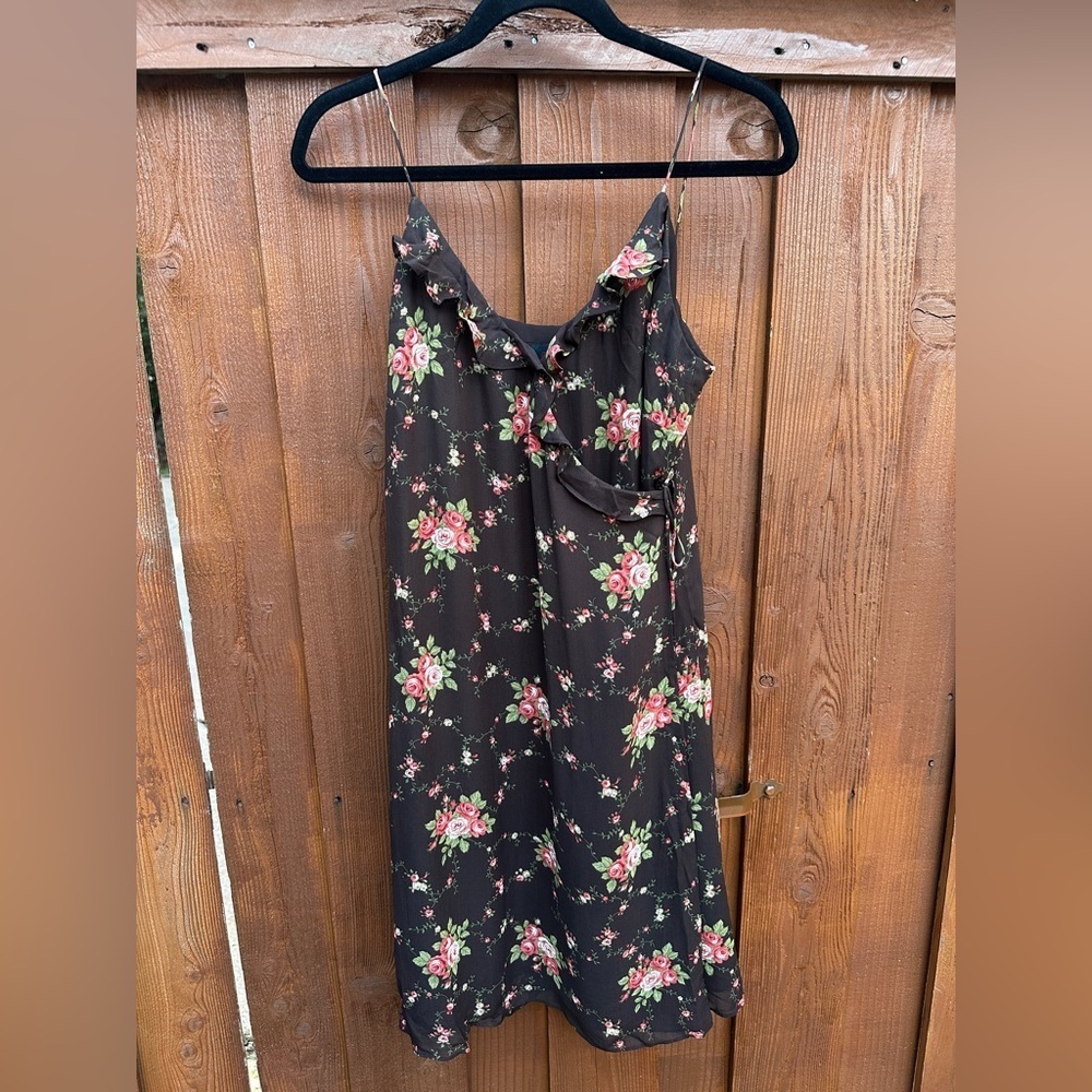 Vintage 90s Y2K brown floral wrap dress